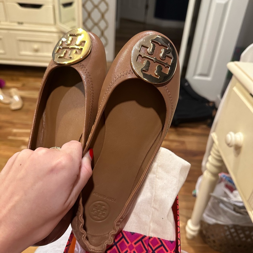 tory burch flats
